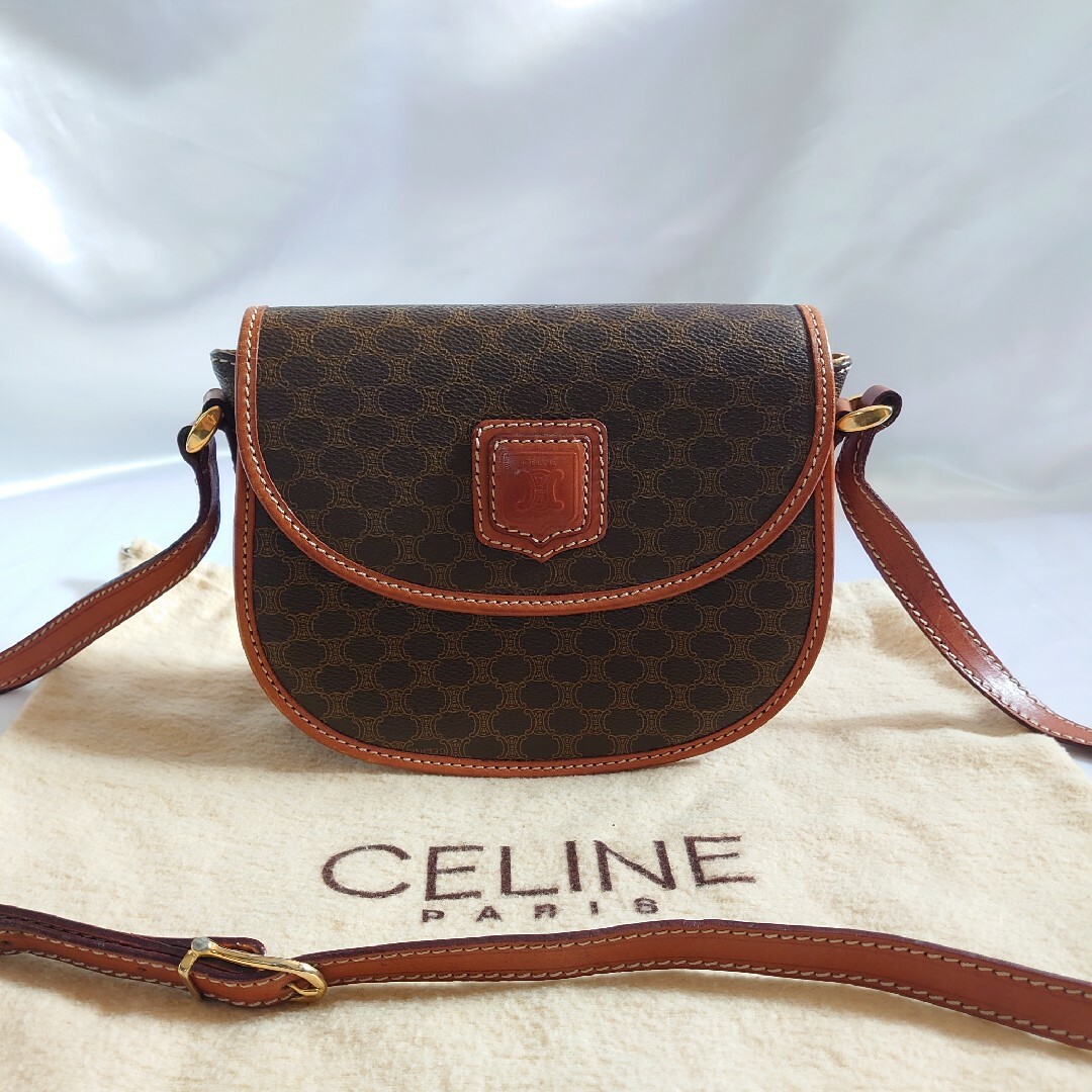 celine(セリーヌ)の極美品 CELINE マカダム柄 ショルダー サコッシュバッグ ポーチ レディースのファッション小物(ポーチ)の商品写真