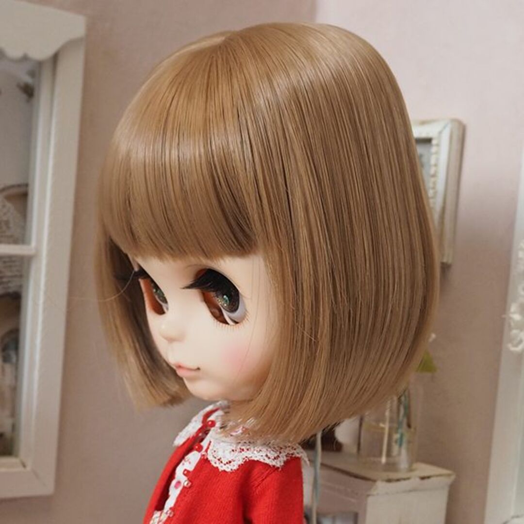 ネオブライス ウィッグ ナチュラルショートボブ MiB 10インチ Blythe ハンドメイドのぬいぐるみ/人形(人形)の商品写真