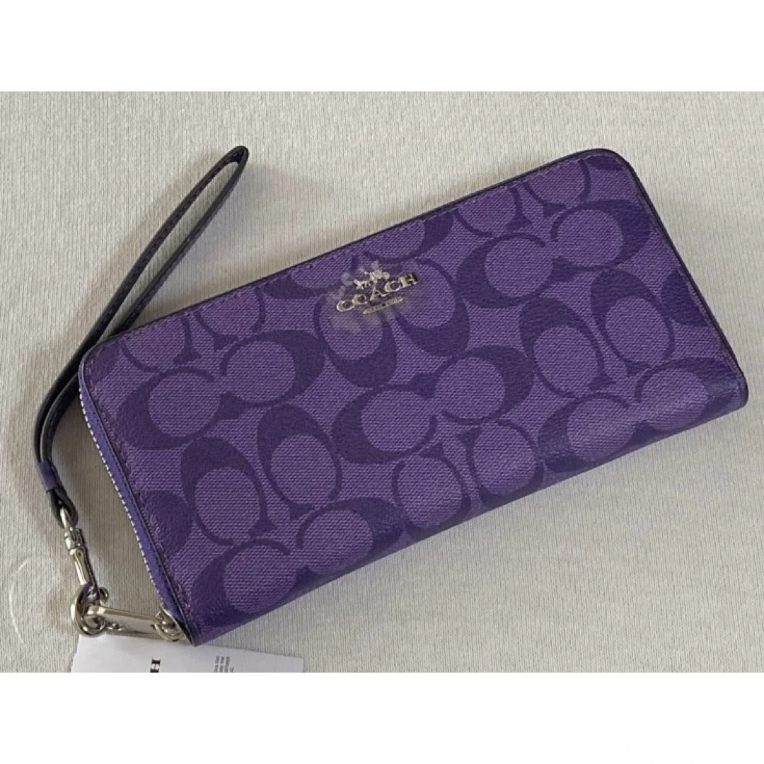 COACH(コーチ)の新品　COACH 長財布　シグネチャー　パープル　紫 レディースのファッション小物(財布)の商品写真