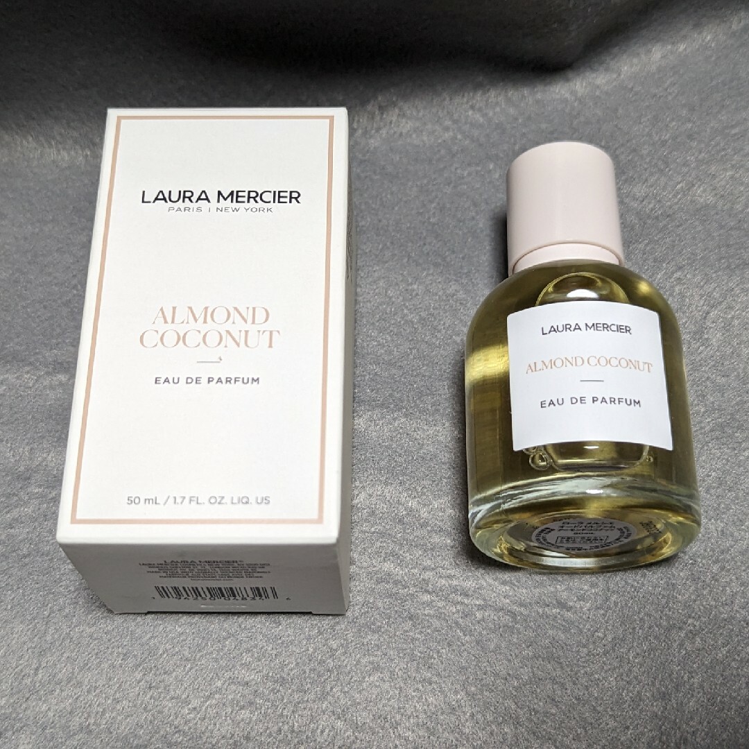 laura mercier(ローラメルシエ)の希少美品ローラメルシエオードパルファムアーモンドココナッツ50ml コスメ/美容の香水(香水(女性用))の商品写真