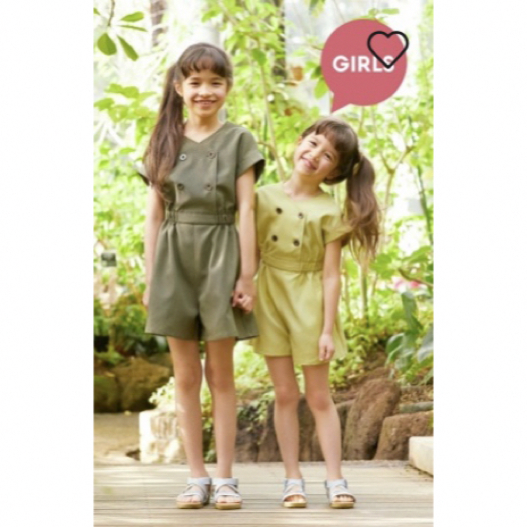 GU(ジーユー)のジーユー GU  新品   ダブルボタンジャンプスーツ　オールインワン キッズ/ベビー/マタニティのキッズ服女の子用(90cm~)(ワンピース)の商品写真