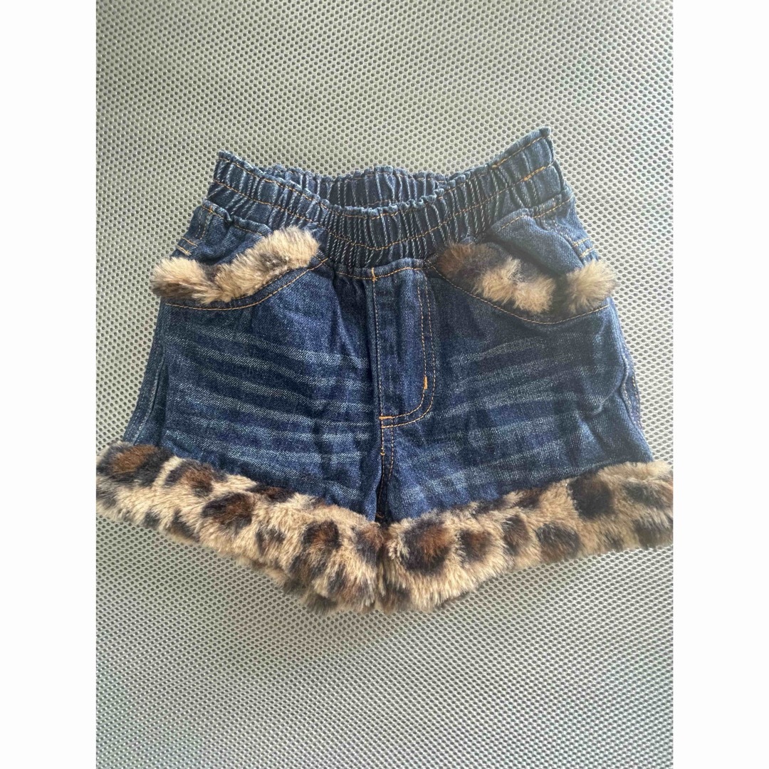 西松屋(ニシマツヤ)のデニム半ズボン キッズ/ベビー/マタニティのキッズ服女の子用(90cm~)(パンツ/スパッツ)の商品写真