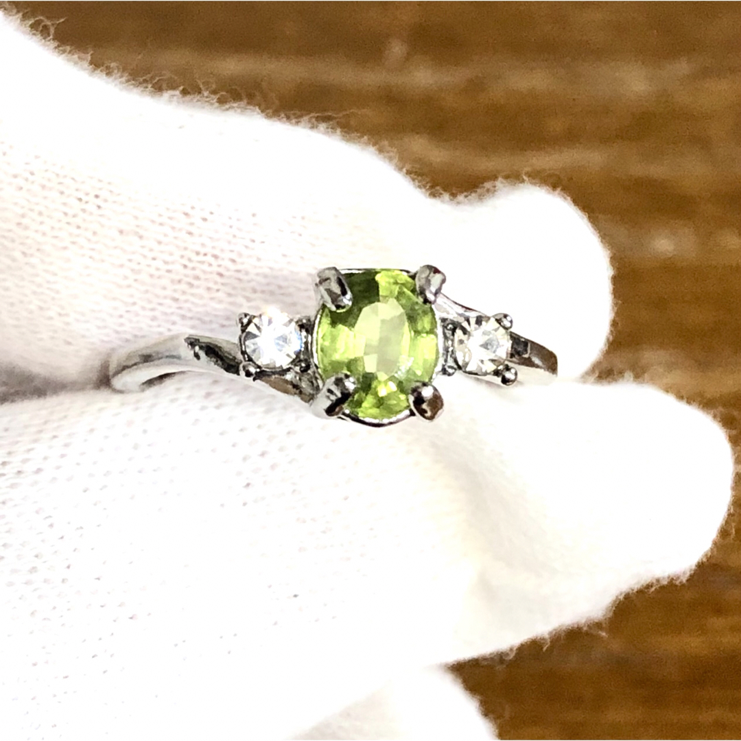 PERIDOT RING  ペリドット指輪　ファッションリング　天然石 レディースのアクセサリー(リング(指輪))の商品写真