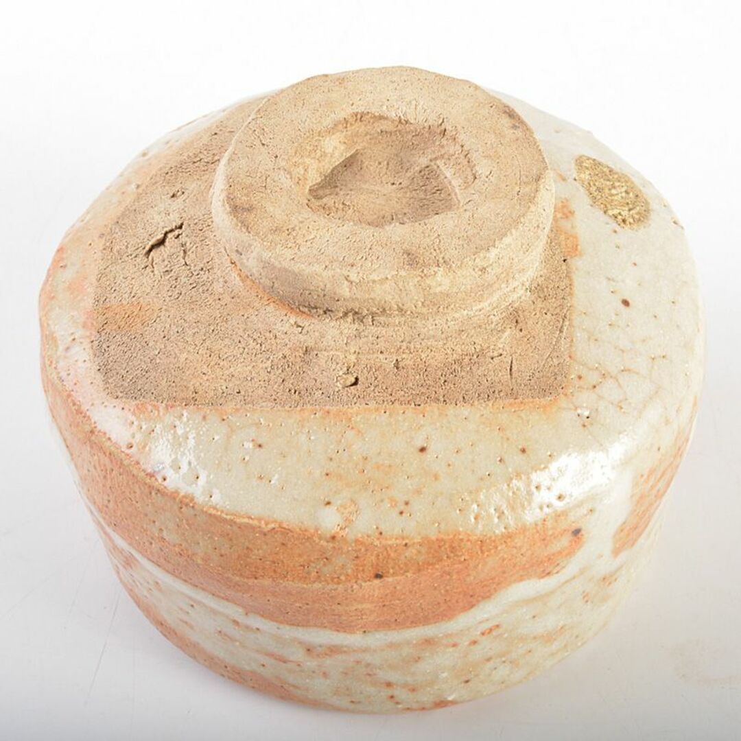 茶道具 志野焼 人間国宝 加藤孝造作 茶碗 共布共箱 M R6892の 茶道具 志野焼 人間国宝 加藤孝造作 茶碗 共布共箱 M R6892の