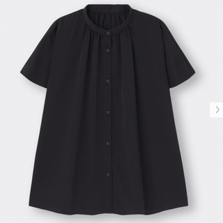 ジーユー(GU)のGU エアリーバンドカラーシャツ　XL(シャツ/ブラウス(半袖/袖なし))