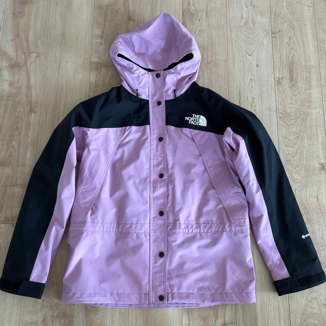 THE NORTH FACE(ザノースフェイス)のTHE NORTH FACE マウンテンライトジャケット レディースのジャケット/アウター(ナイロンジャケット)の商品写真