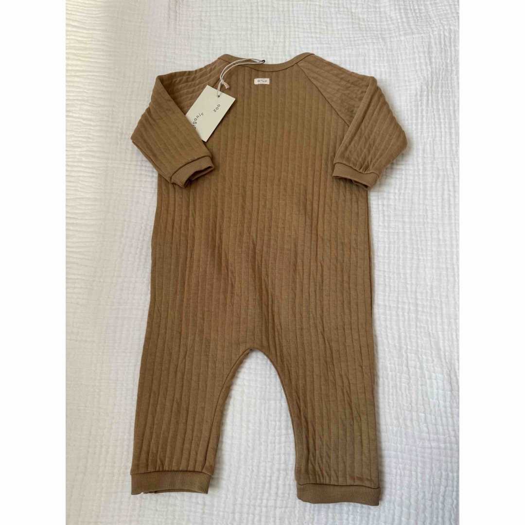 こども ビームス(コドモビームス)の新品未使用タグ付き オーガニックズー Gold Quilt Suit 6-12M キッズ/ベビー/マタニティのベビー服(~85cm)(ロンパース)の商品写真