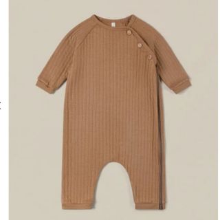 コドモビームス(こども ビームス)の新品未使用タグ付き オーガニックズー Gold Quilt Suit 6-12M(ロンパース)