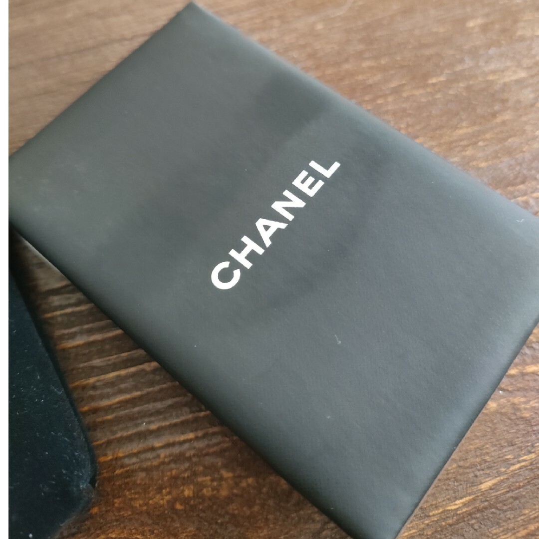 CHANEL(シャネル)の新品未使用　シャネル　あぶらとり紙　CHANEL レディースのレディース その他(その他)の商品写真