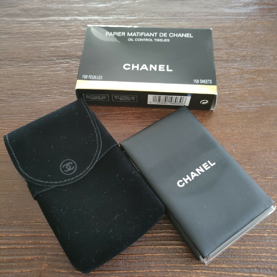 CHANEL(シャネル)の新品未使用　シャネル　あぶらとり紙　CHANEL レディースのレディース その他(その他)の商品写真