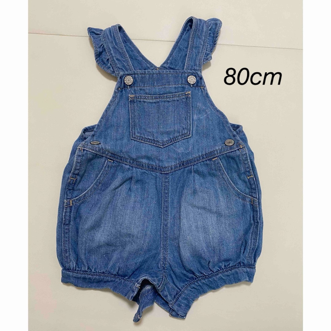 babyGAP(ベビーギャップ)のBabyGAP デニム　ショートオール　ロンパース　美品 キッズ/ベビー/マタニティのベビー服(~85cm)(パンツ)の商品写真