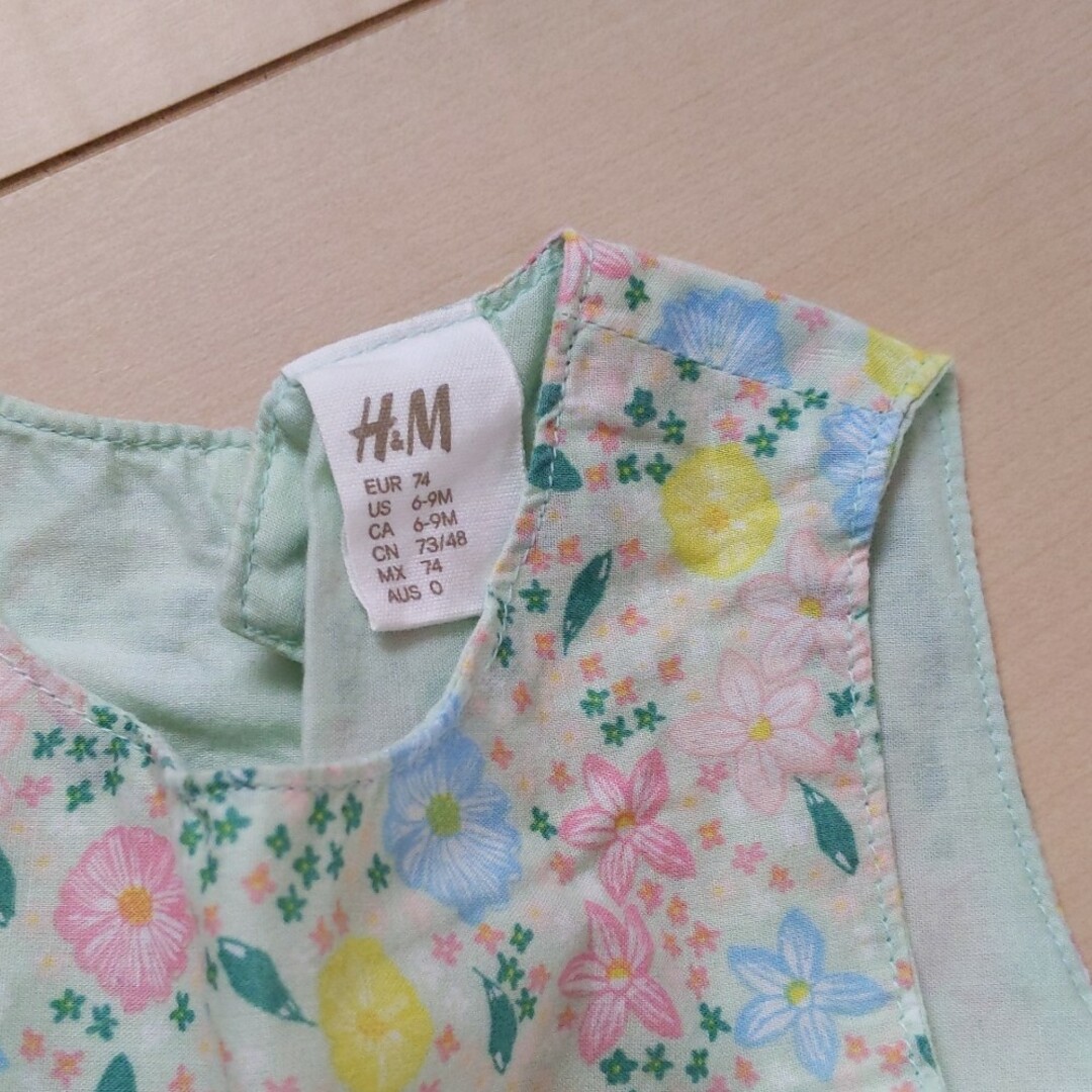 H&M(エイチアンドエム)のワンピース　70 キッズ/ベビー/マタニティのベビー服(~85cm)(ワンピース)の商品写真