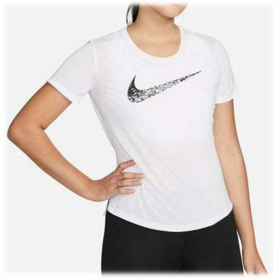 NIKE(ナイキ)の新品未使用(レディースL)NIKE 白ボクシー スウッシュ半袖Tシャツ レディースのトップス(Tシャツ(半袖/袖なし))の商品写真