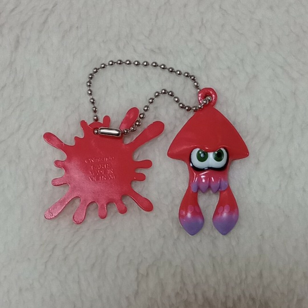 T-ARTS(タカラトミーアーツ)のSplatoon 3　イカタコマスコット　イカ／レッド エンタメ/ホビーのおもちゃ/ぬいぐるみ(キャラクターグッズ)の商品写真