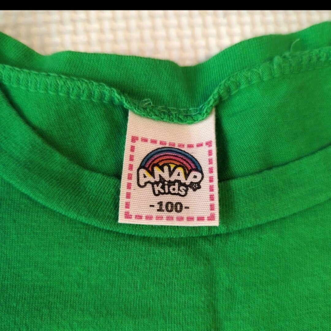 ANAP Kids(アナップキッズ)の中古　ANAP　スカルティシャツ　緑　薄手　100 キッズ/ベビー/マタニティのキッズ服男の子用(90cm~)(Tシャツ/カットソー)の商品写真