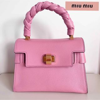 ミュウミュウ(miumiu)のミュウミュウ　バッグ　ハンドバッグ　ショルダーバッグ　パーティーバッグ　プラダ(ハンドバッグ)