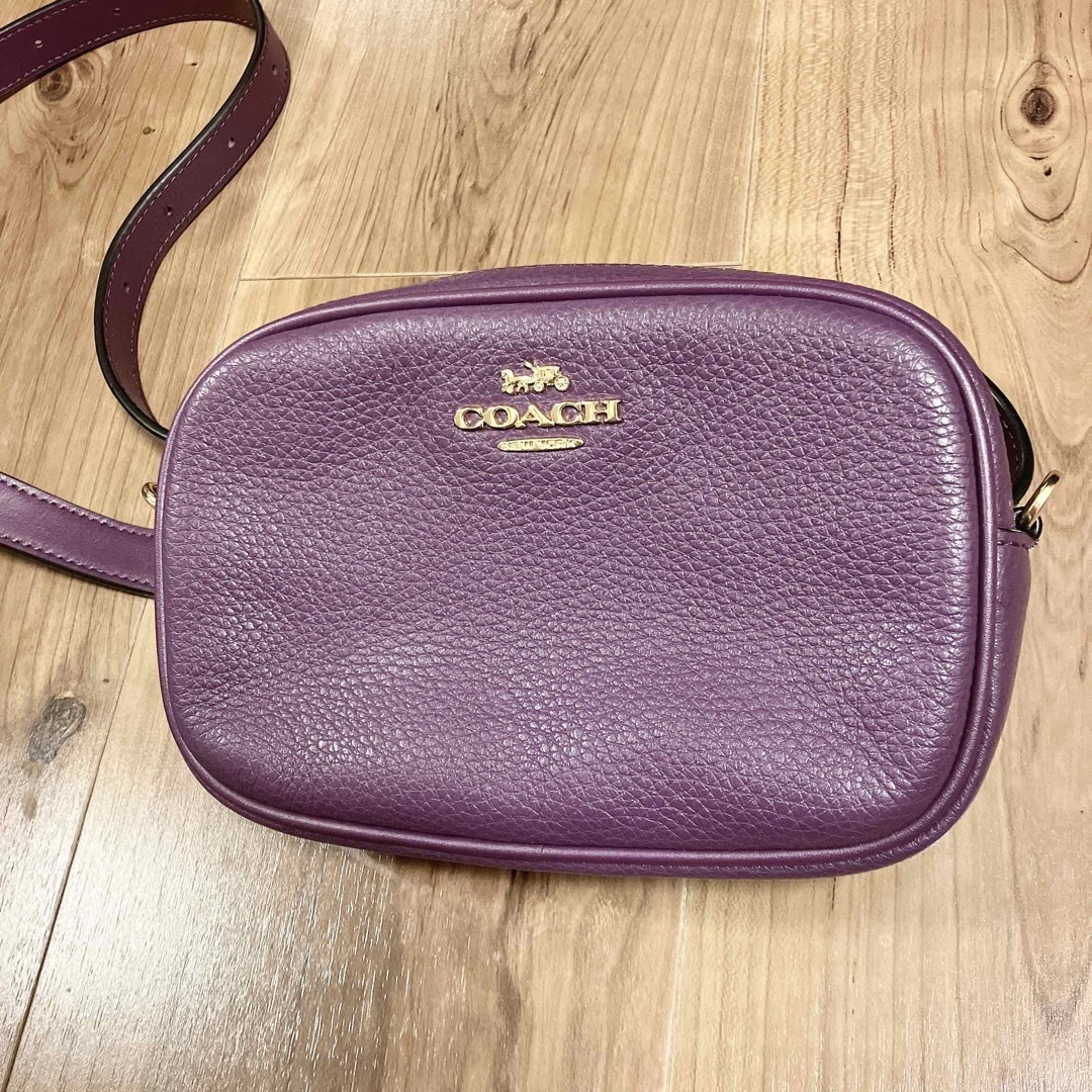 COACH(コーチ)の新品未使用　コーチ紫ショルダーバッグ レディースのバッグ(ショルダーバッグ)の商品写真