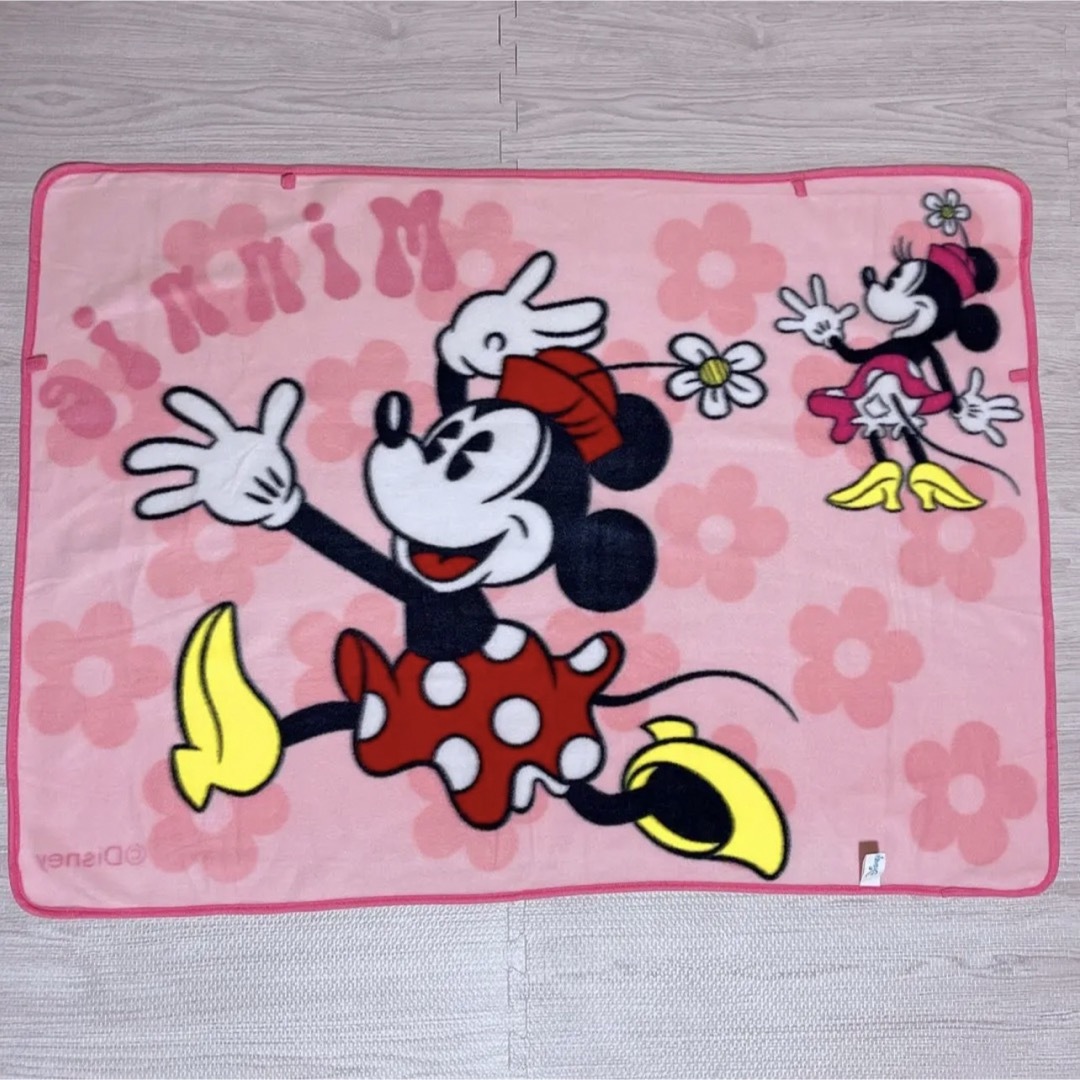 Disney(ディズニー)のミニー　膝掛け ブランケット インテリア/住まい/日用品の寝具(毛布)の商品写真