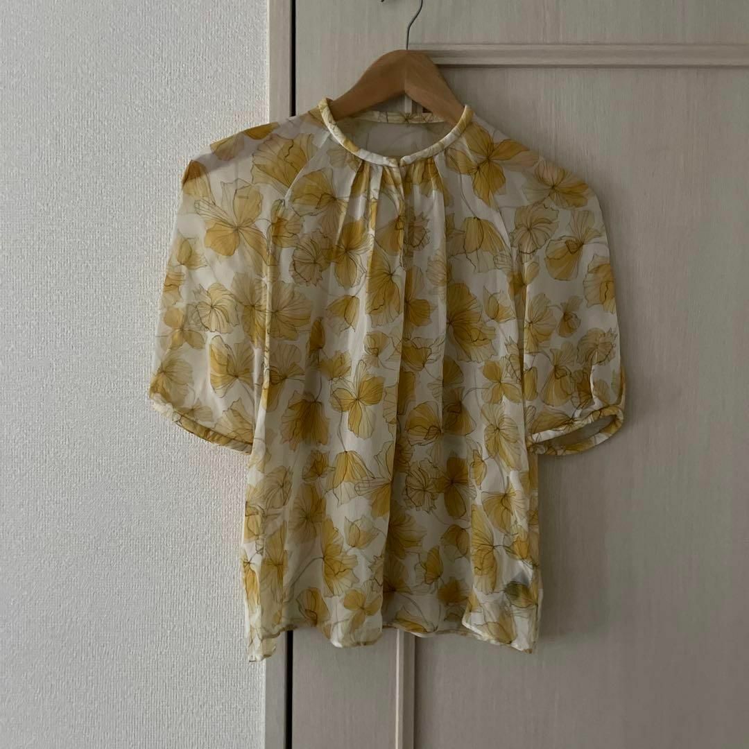 82 Tommorow land トゥモローランド 花柄 ブラウス シャツ 82 Tommorow land トゥモローランド 花柄 ブラウス シャツ