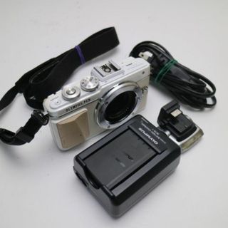 オリンパス(OLYMPUS)のE-PL7 ボディ ホワイト  M111(ミラーレス一眼)