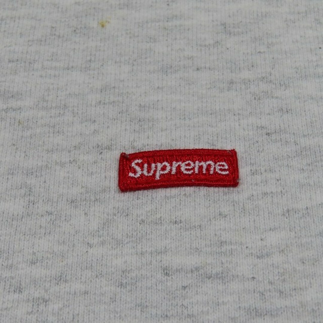 Supreme(シュプリーム)の22AW SUPREME Small Box Crewneck スウェット 長袖 メンズのトップス(その他)の商品写真