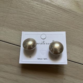 パールピアス(ピアス)