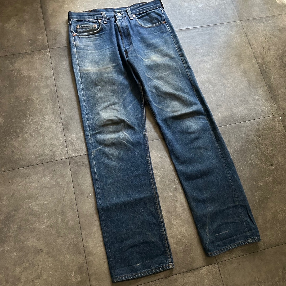 Levi's(リーバイス)の80s リーバイス501 USA製 31×34 濃紺 ヒゲ/ハチノス メンズのパンツ(デニム/ジーンズ)の商品写真