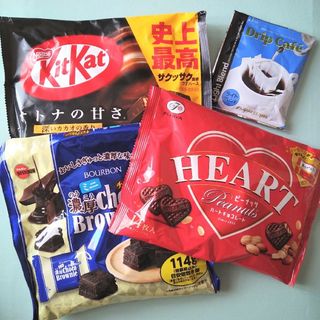 キットカット　ネスレ　ハートチョコレート　不二家　濃厚チョコブラウニー　ブルボン