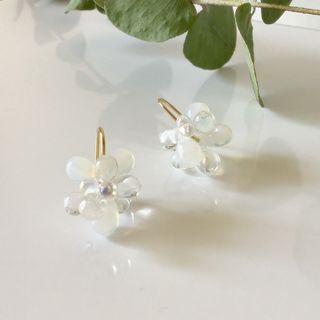 ガラスビーズのピアス(ピアス)