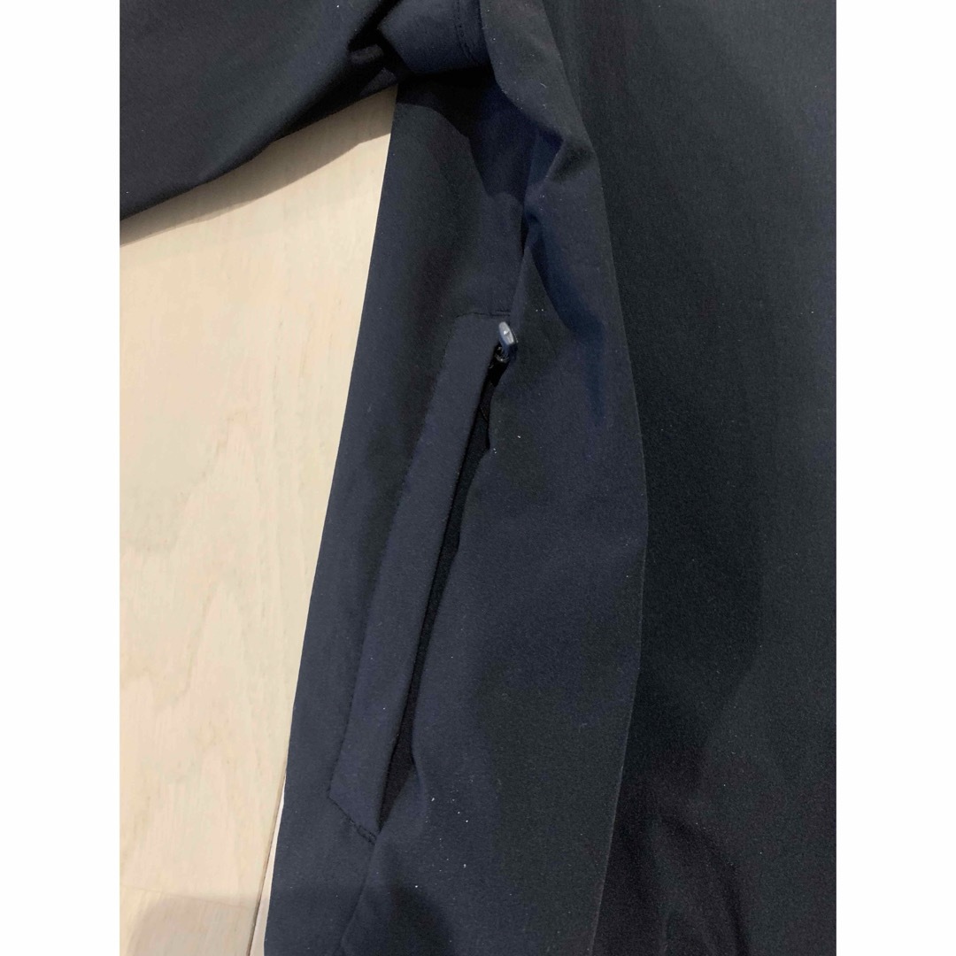 THE NORTH FACE(ザノースフェイス)のNorth face 黒　ロンT 130サイズ キッズ/ベビー/マタニティのキッズ服男の子用(90cm~)(Tシャツ/カットソー)の商品写真