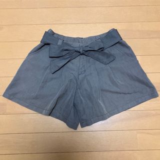 シマムラ(しまむら)のキュロットパンツ　カーキ　ベルト付き(キュロット)