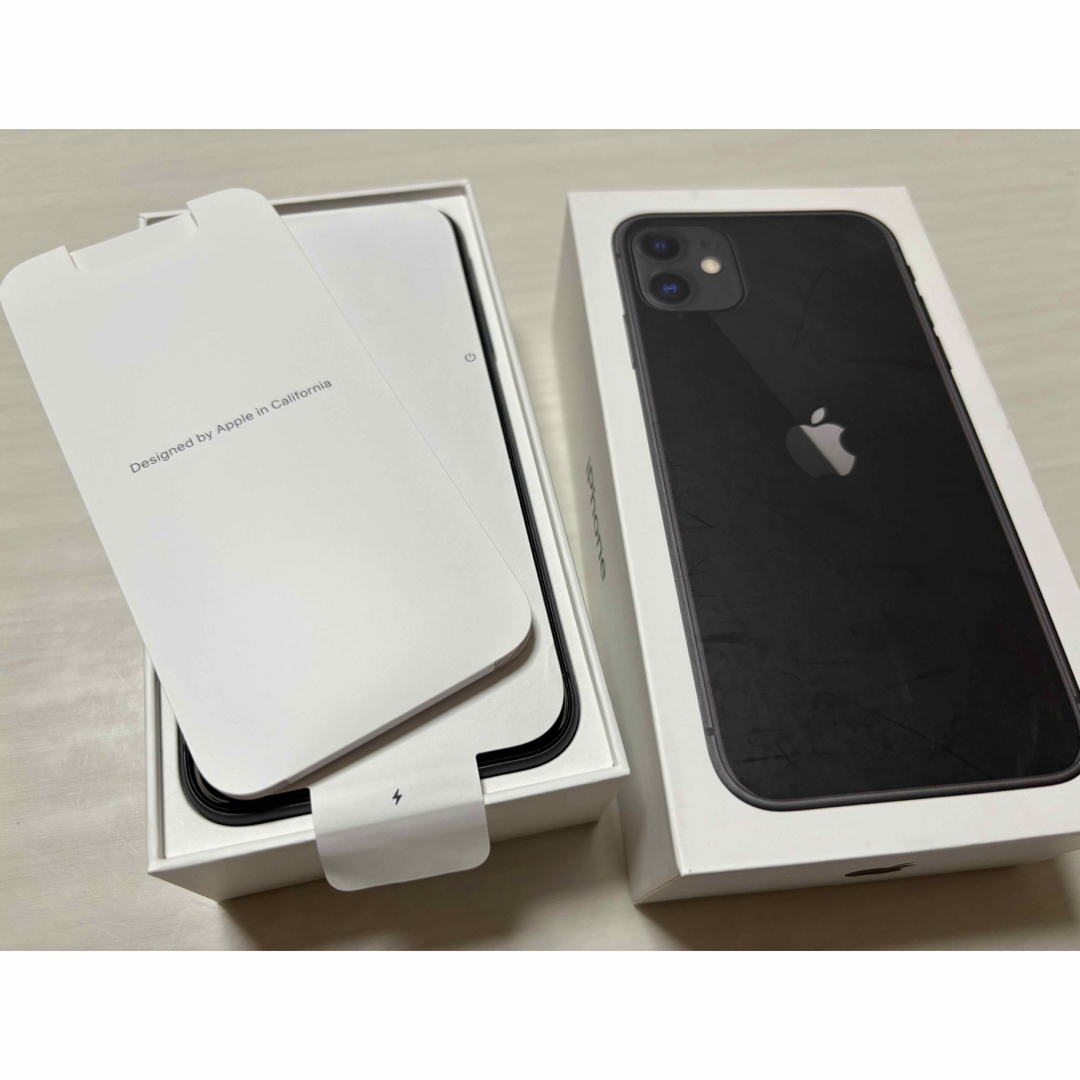 専用】iPhone11 256GB ブラック SIMフリー 未使用イヤホン付 専用】iPhone11 256GB ブラック SIMフリー 未使用イヤホン付