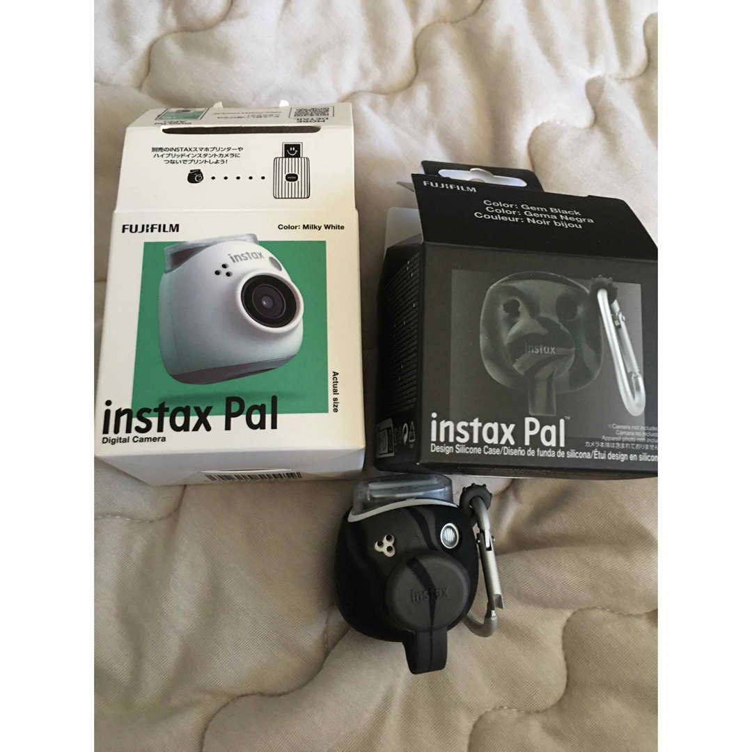 富士フイルム(フジフイルム)のinstax Pal インスタックス迷彩ブラック付き FUJIFILM チェキ  スマホ/家電/カメラのカメラ(その他)の商品写真