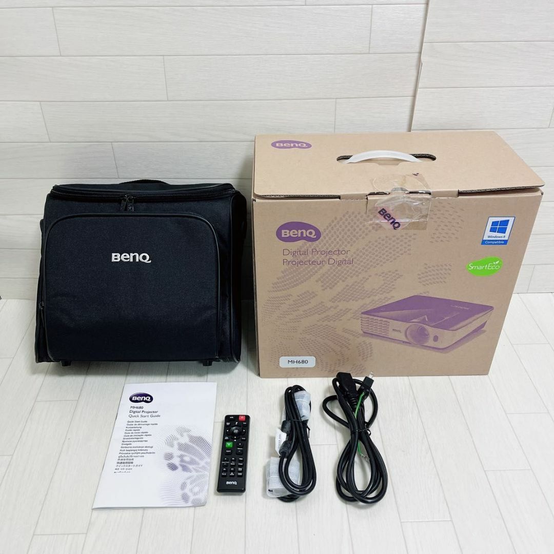 BENQ(ベンキュー)のBENQ ベンキュー デジタルプロジェクター MH680 ランプ点灯36h 良品 スマホ/家電/カメラのテレビ/映像機器(プロジェクター)の商品写真