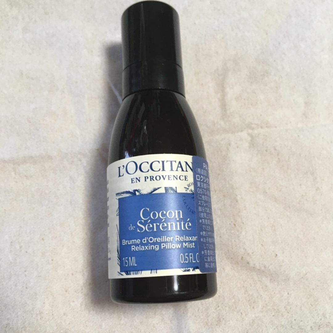 L'OCCITANE(ロクシタン)の値下げ！　15ml×３本　ロクシタン　アロマ ピローミスト（リラクシング） コスメ/美容のリラクゼーション(アロマスプレー)の商品写真