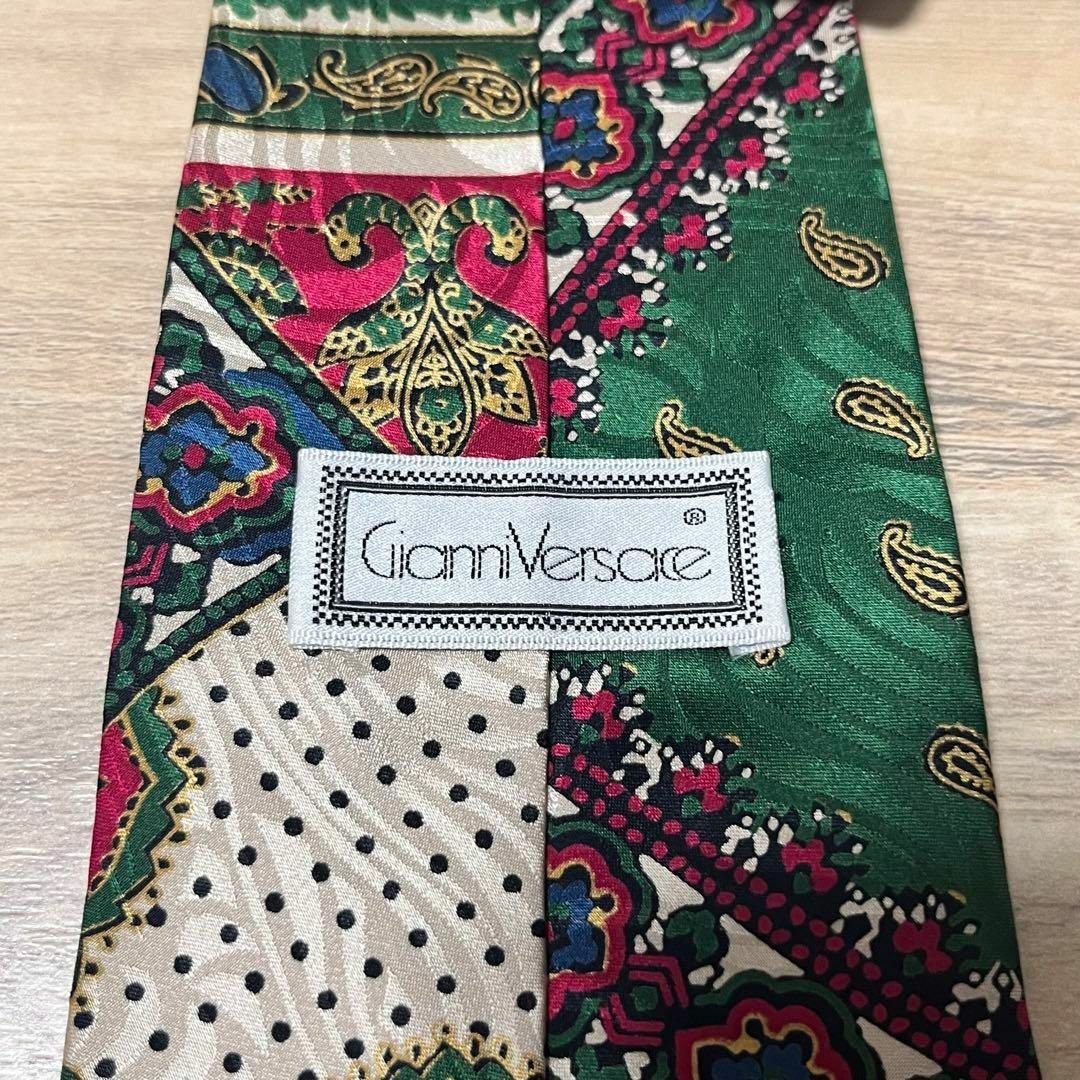 Gianni Versace(ジャンニヴェルサーチ)の【即日発送】Gianni Versace ネクタイ ペイズリー柄 メンズのファッション小物(ネクタイ)の商品写真