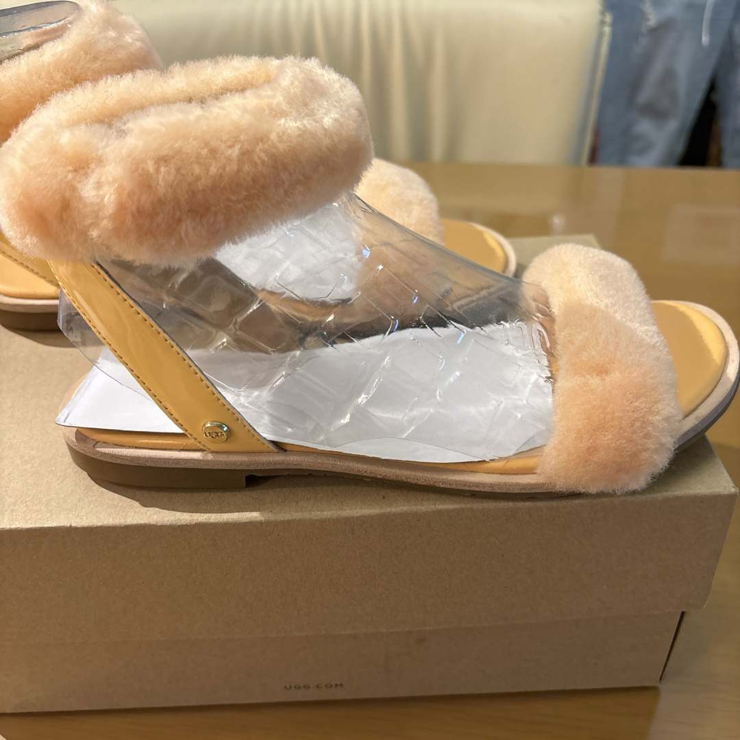 #アグ#フラッフスプリング#サンダル#UGG レディースの靴/シューズ(サンダル)の商品写真