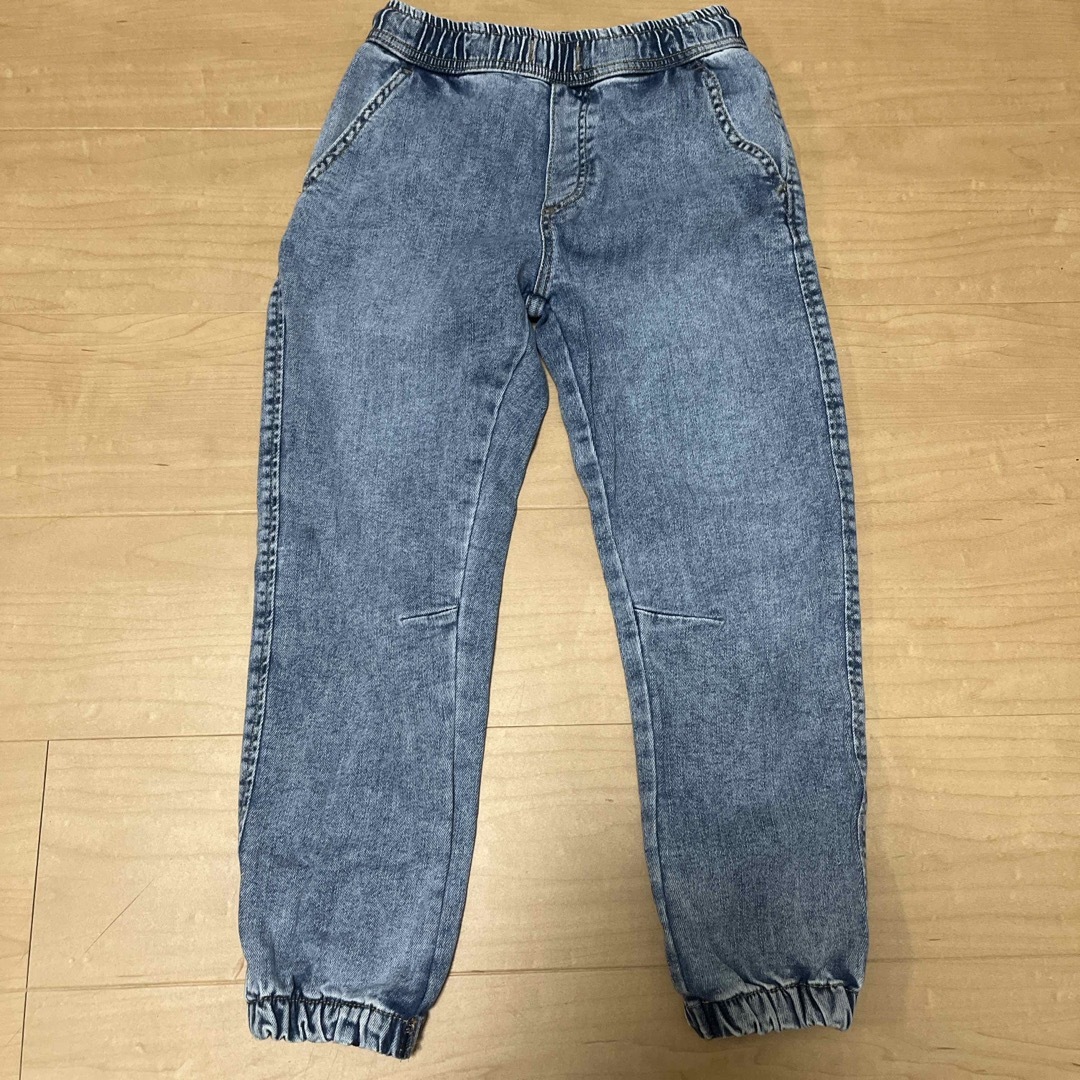 ZARA KIDS(ザラキッズ)のZARA  キッズジーンズ キッズ/ベビー/マタニティのキッズ服男の子用(90cm~)(パンツ/スパッツ)の商品写真