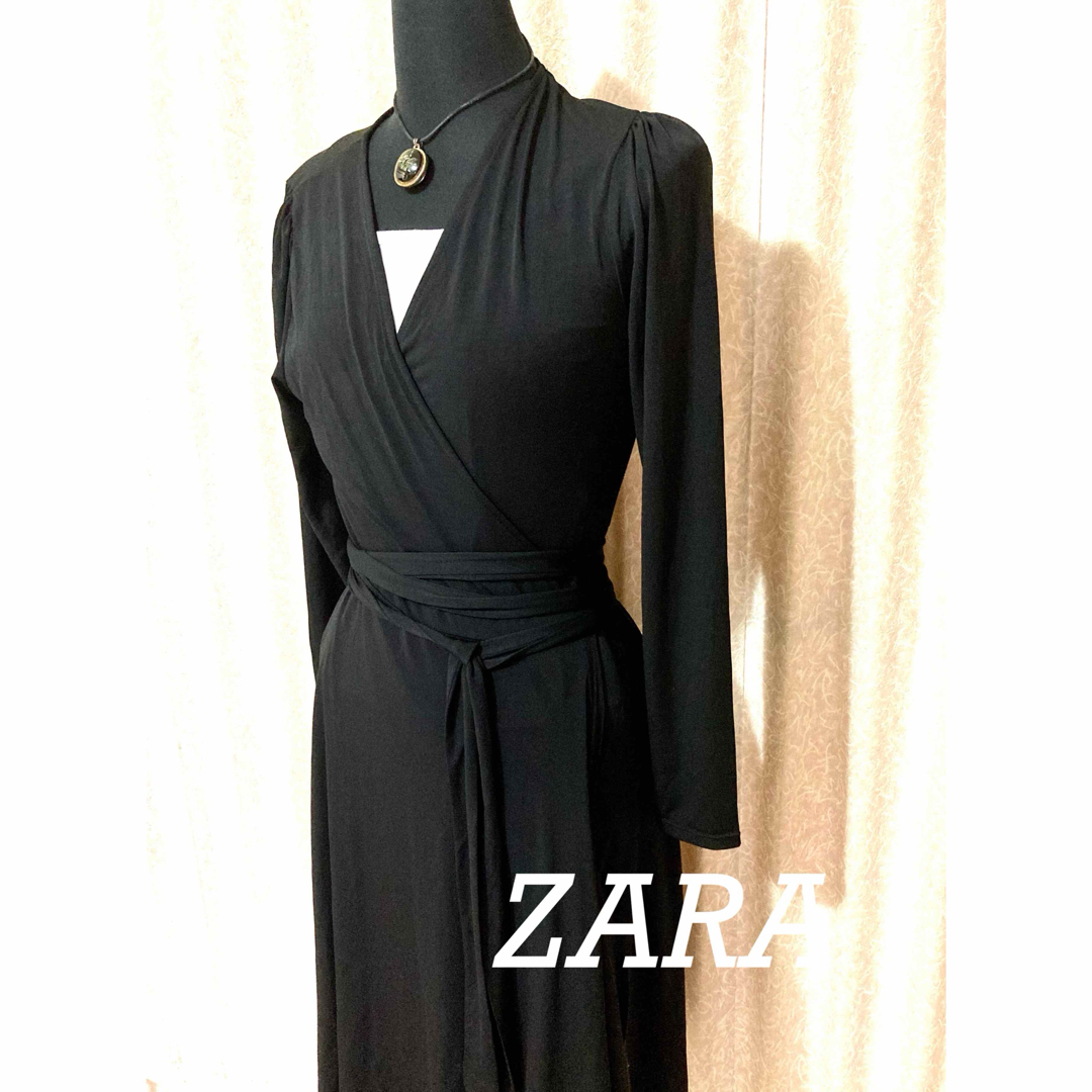 ZARA(ザラ)のワンピース 黒 カシュクール ブラック ストレッチ ZARA長袖  レディースのフォーマル/ドレス(ミディアムドレス)の商品写真