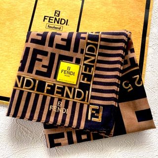 フェンディ(FENDI)のFENDI★フェンディ★ハンカチ T★新品未使用(ハンカチ)