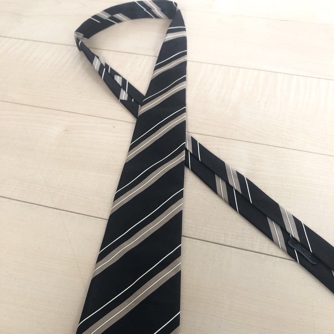 ☆美品☆イタリア製☆プラダ PRADA ネクタイ シルク100 黒 ☆美品☆イタリア製☆プラダ PRADA ネクタイ シルク100 黒