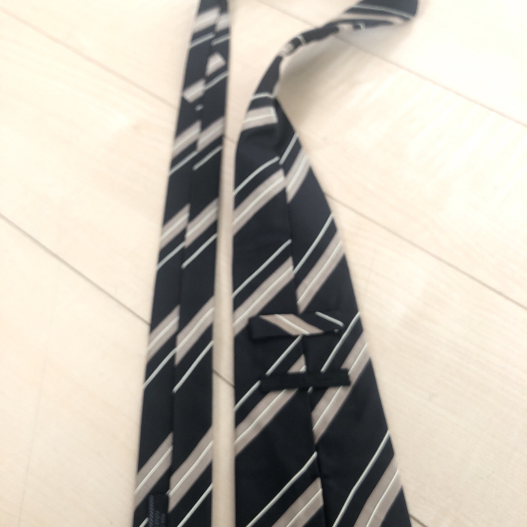 ☆美品☆イタリア製☆プラダ PRADA ネクタイ シルク100 黒 ☆美品☆イタリア製☆プラダ PRADA ネクタイ シルク100 黒