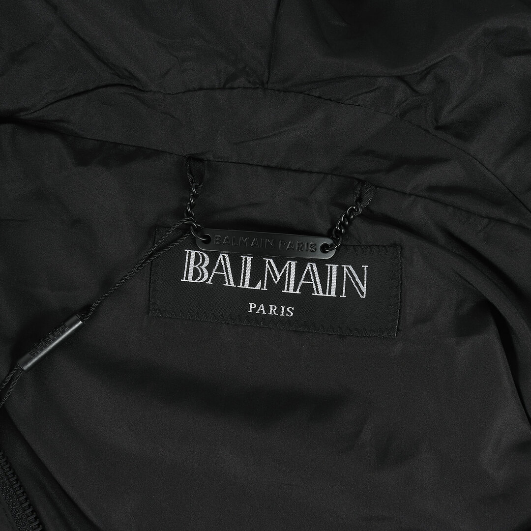 BALMAIN(バルマン)の新品同様 BALMAIN バルマン ジャケット サイズ:48 近年モデル ロゴテープ フーデッド フルジップ ナイロンジャケット アウター パーカー ブルゾン ブラック 黒【メンズ】【中古】 メンズのジャケット/アウター(ナイロンジャケット)の商品写真