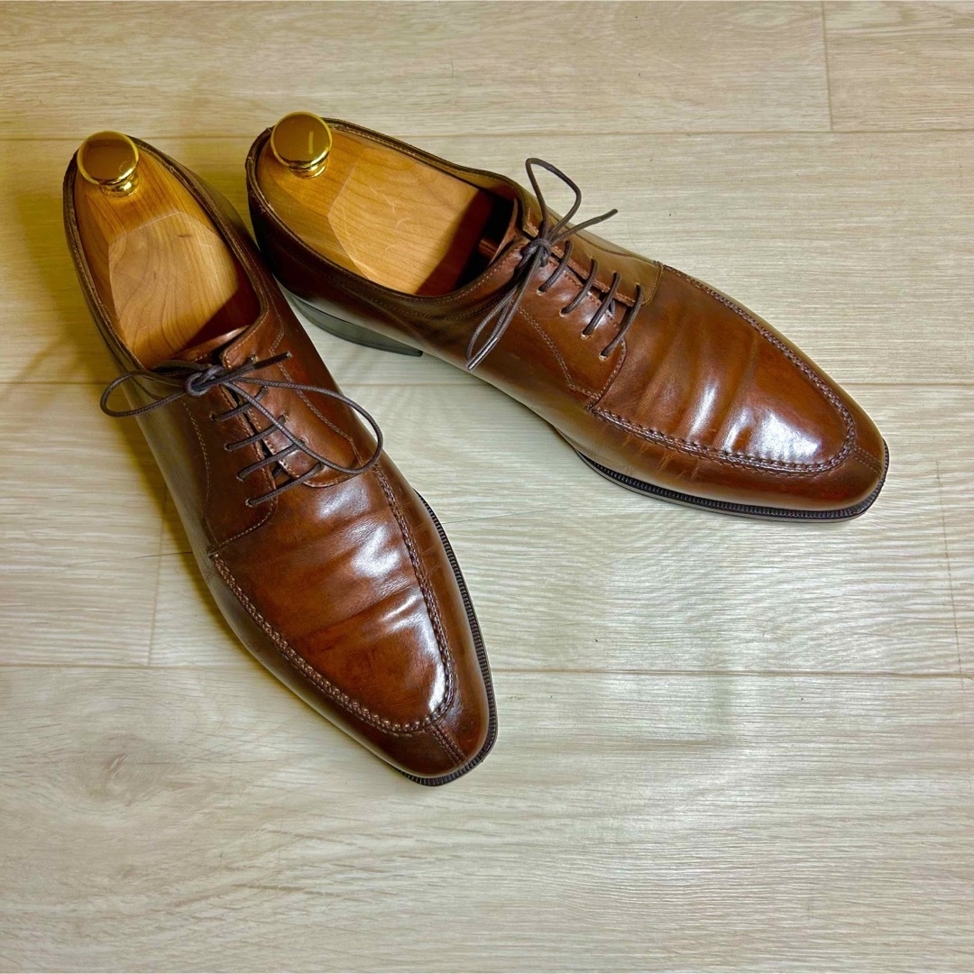 Santoni(サントーニ)のサントーニ　ブラウン茶色　25.5 ビジネス靴　ユーチップ メンズの靴/シューズ(ドレス/ビジネス)の商品写真