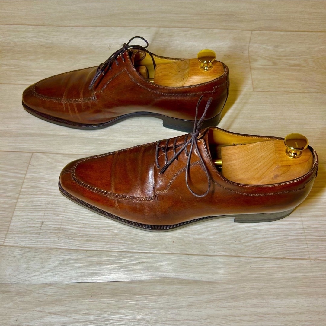 Santoni(サントーニ)のサントーニ　ブラウン茶色　25.5 ビジネス靴　ユーチップ メンズの靴/シューズ(ドレス/ビジネス)の商品写真