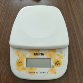 タニタ(TANITA)のTANITA キッチンスケール 1kg(調理道具/製菓道具)