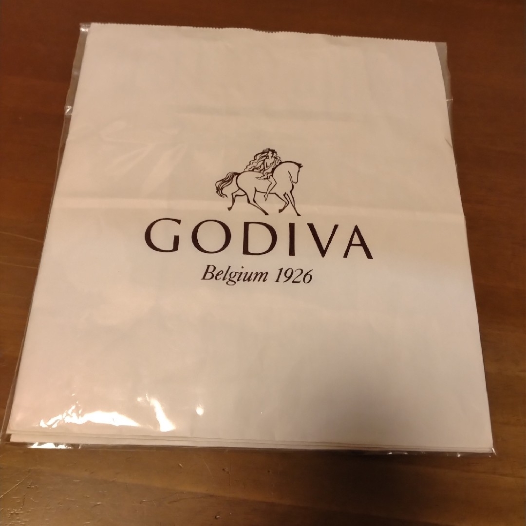 GODIVA(ゴディバ)のゴディバ　ショップ袋　5袋 レディースのバッグ(ショップ袋)の商品写真