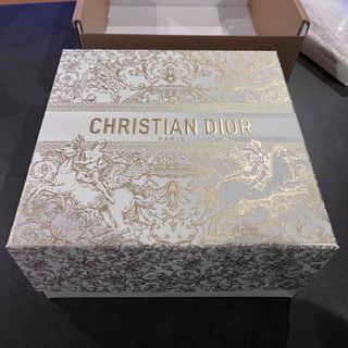 クリスチャンディオール(Christian Dior)のDior 2023 ホリデー限定 ギフトボックス 大サイズ カード付(ラッピング/包装)