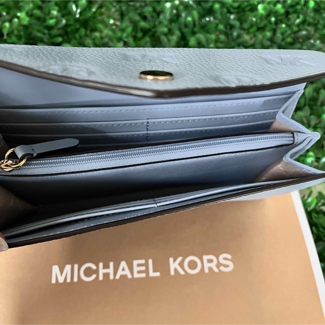 Michael Kors(マイケルコース)の最新作 マイケルコース☆新品☆MKエンボスロゴ レザー長財布/ ブルー メンズのファッション小物(長財布)の商品写真