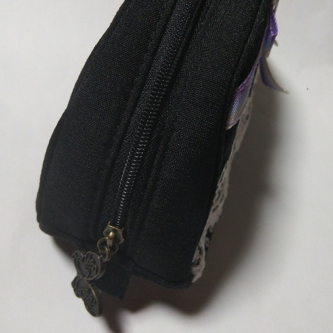 ANNA SUI(アナスイ)のANNA SUI ブラック 刺繍レース ポーチ レディースのファッション小物(ポーチ)の商品写真